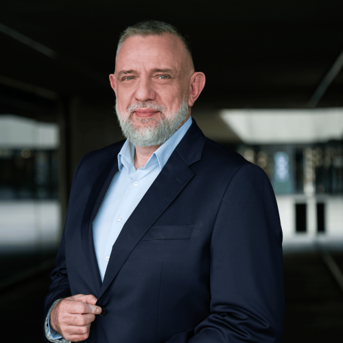 Błażej_Szczerba_MJM_Brokers.png